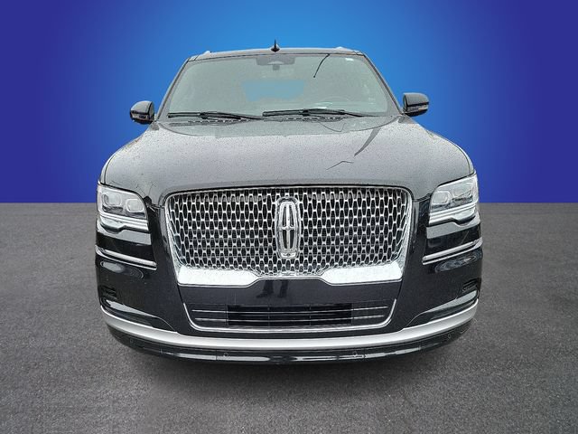 Used 2022 Lincoln Navigator Reserve AWD/4WD image 2