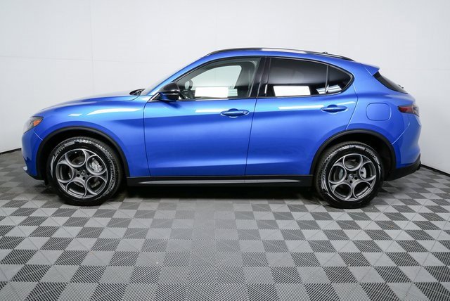 New 2025 Alfa Romeo Stelvio Sprint w/ Convenience Package image 24