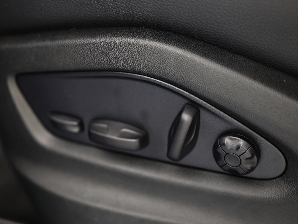 New 2026 Porsche Cayenne AWD/4WD image 24