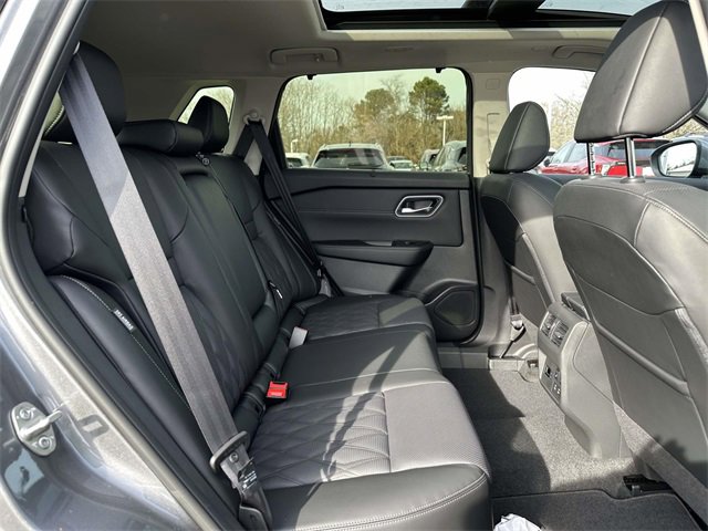 New 2026 Nissan Rogue Platinum w/ Platinum Premium Package image 11