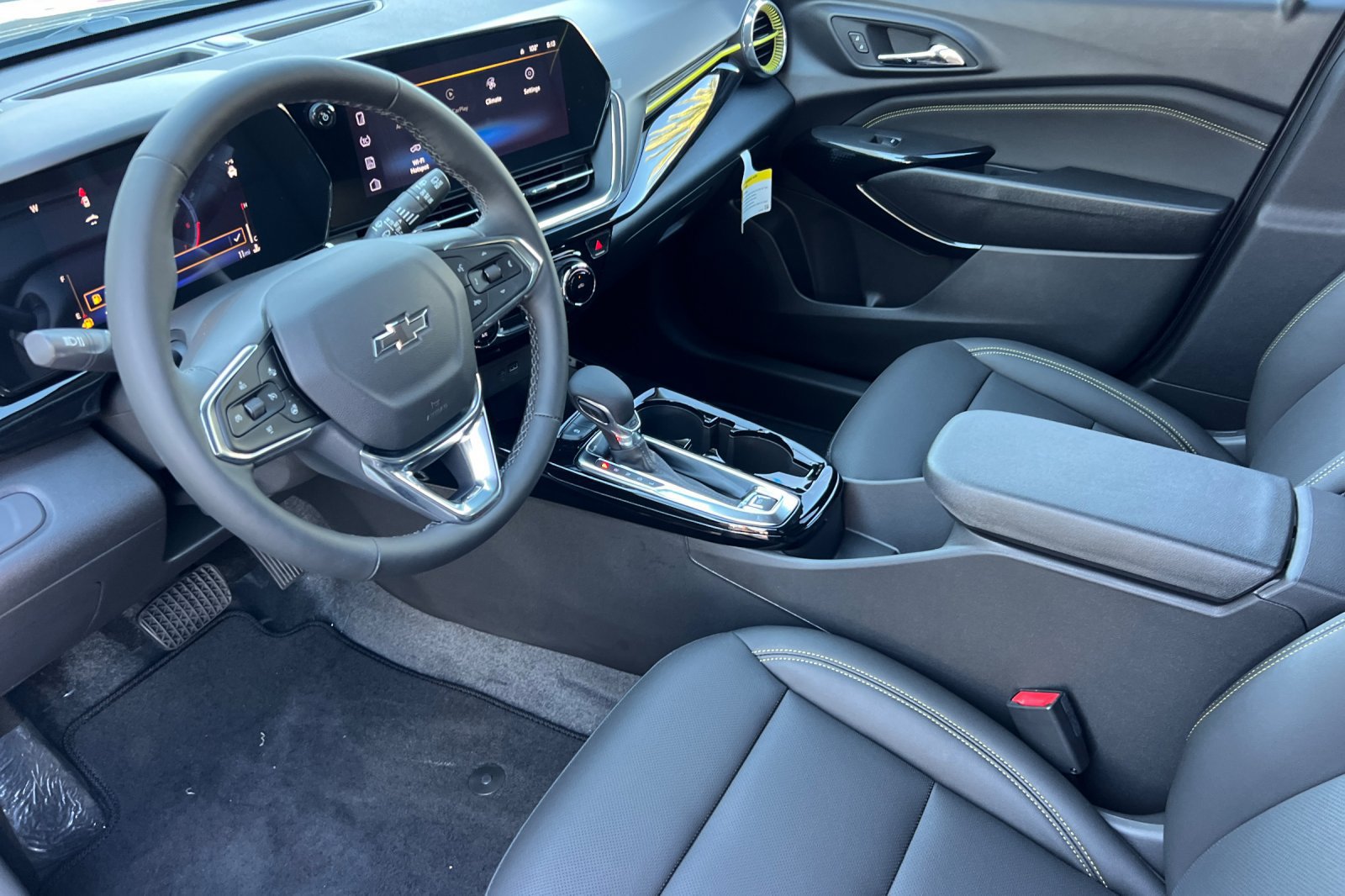 New 2026 Chevrolet Trax ACTIV w/ Driver Confidence Package FWD image 9