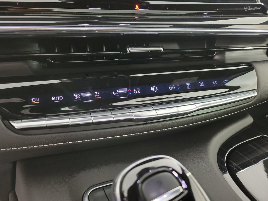 Used 2023 Cadillac Escalade ESV Sport w/ LPO, ONYX Package image 30