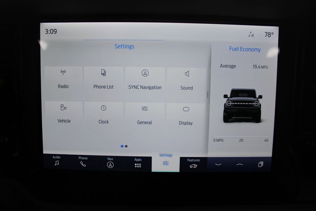 Used 2023 Ford Bronco Badlands image 46