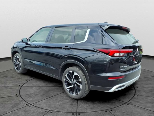 Used 2024 Mitsubishi Outlander SE AWD/4WD image 6