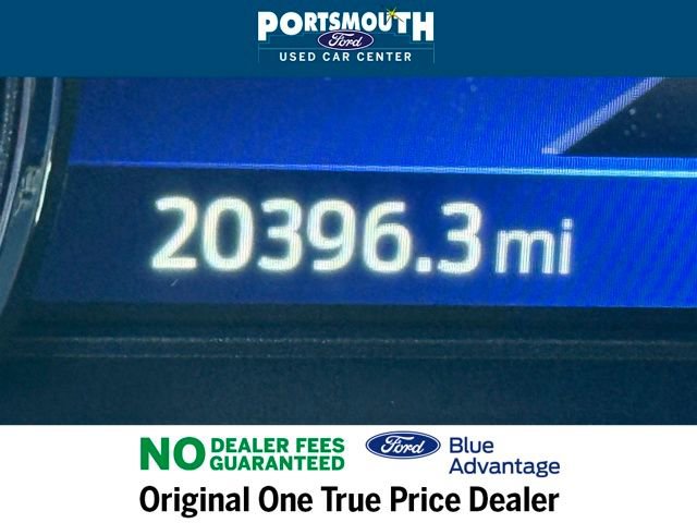 Used 2022 Ford Explorer XLT w/ Equipment Group 202A image 19