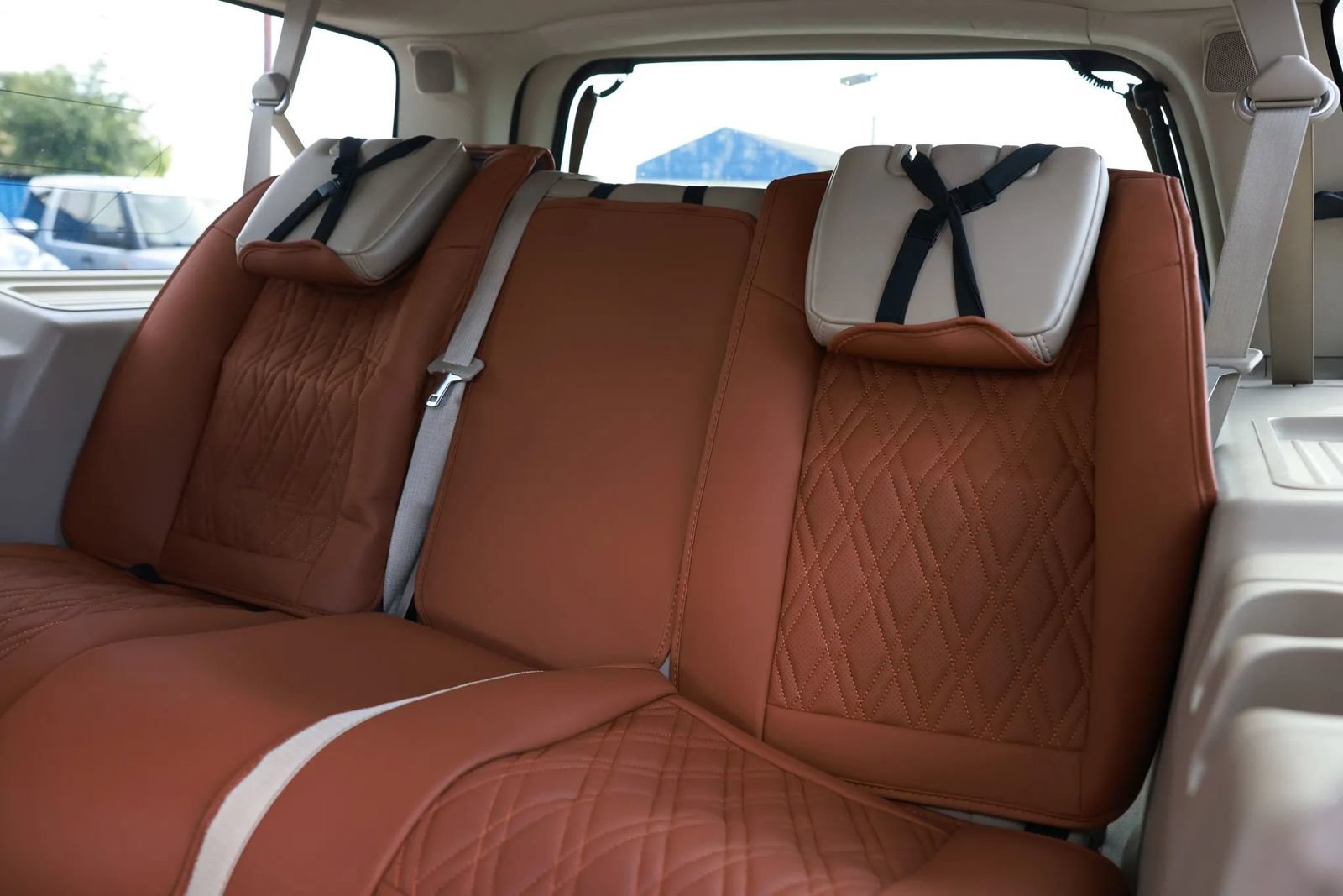 Used 2015 Lincoln Navigator L 2WD image 16