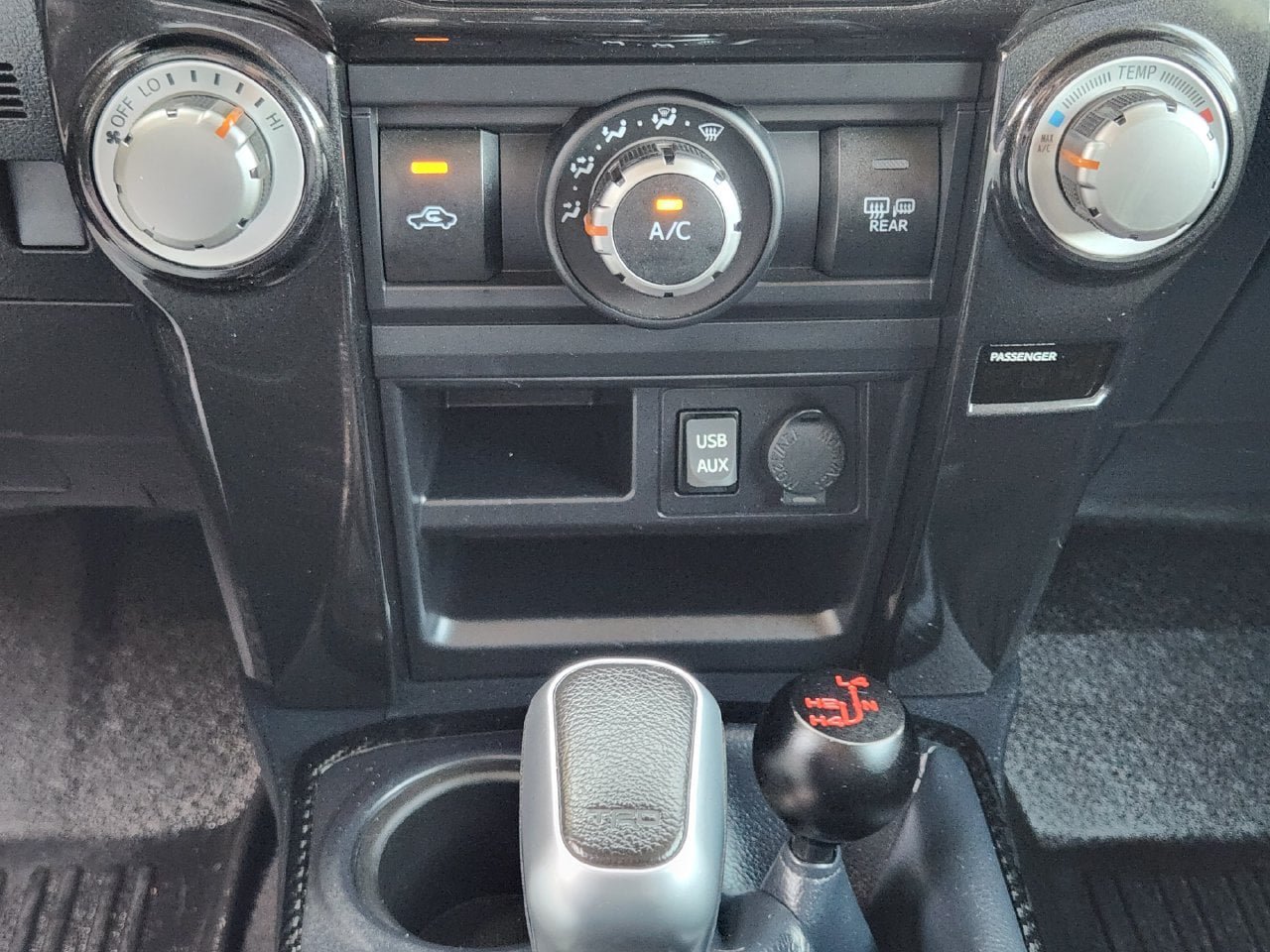 Used 2018 Toyota 4Runner TRD Off-Road AWD/4WD image 18