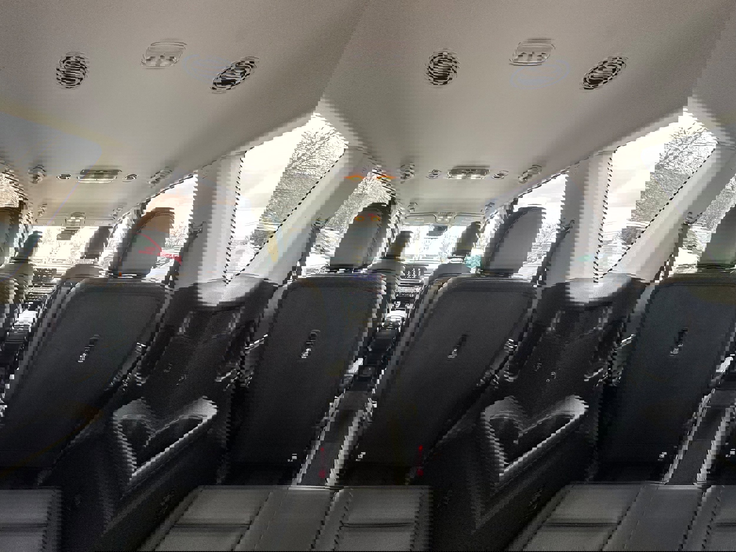 Used 2023 Kia Telluride S image 12