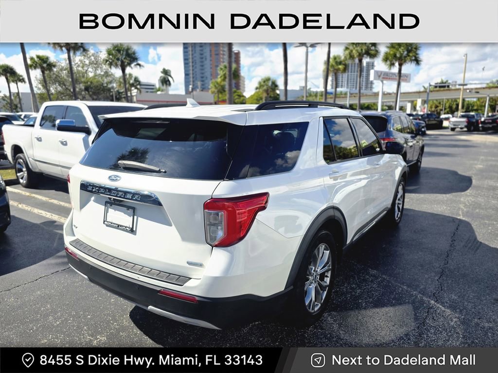 Used 2020 Ford Explorer XLT w/ Equipment Group 202A image 4