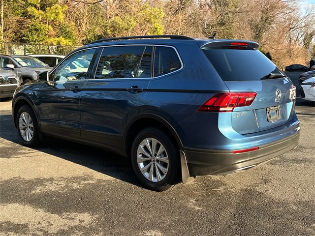 Used 2019 Volkswagen Tiguan SE w/ Panoramic Sunroof Package image 3