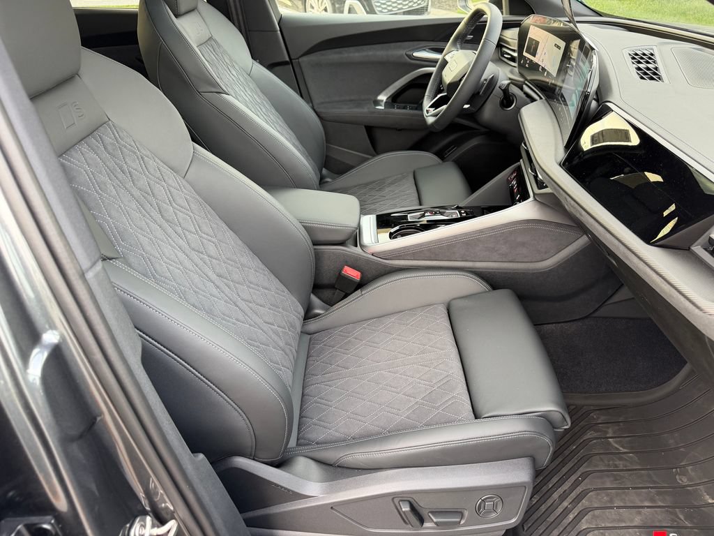 New 2026 Audi SQ5 Premium Plus AWD/4WD image 9