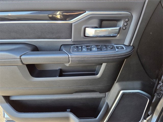 Used 2022 RAM 2500 Laramie w/ Night Edition image 17