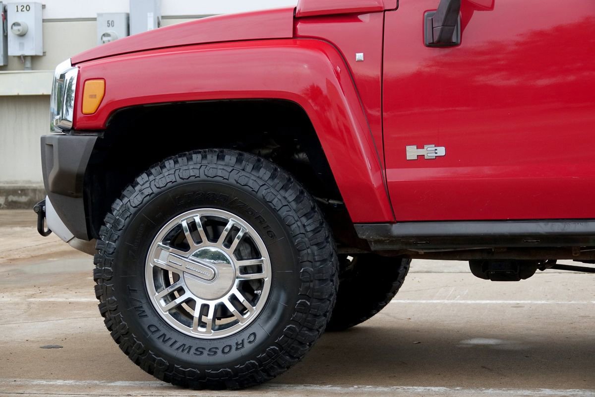 Used 2008 HUMMER H3 Alpha image 22