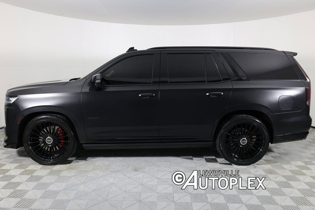 Used 2024 Cadillac Escalade V w/ LPO, ONYX Package image 8