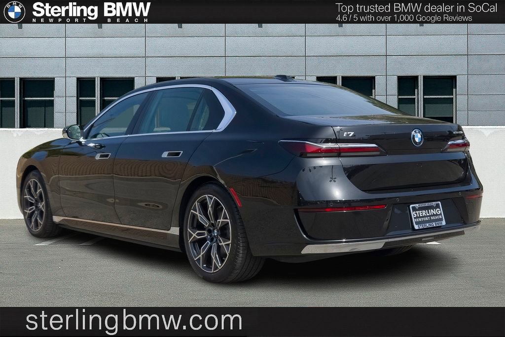 Used 2024 BMW i7 eDrive50 image 24