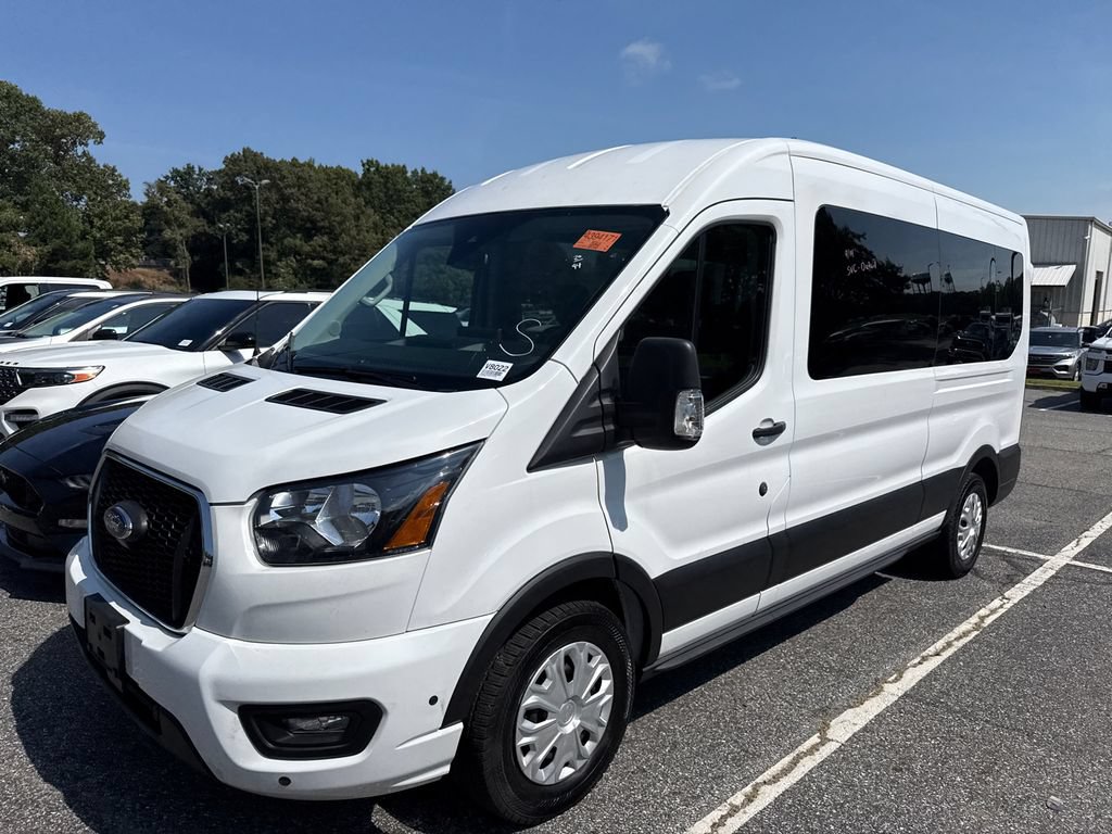 Used 2025 Ford Transit 350 XLT RWD image 5