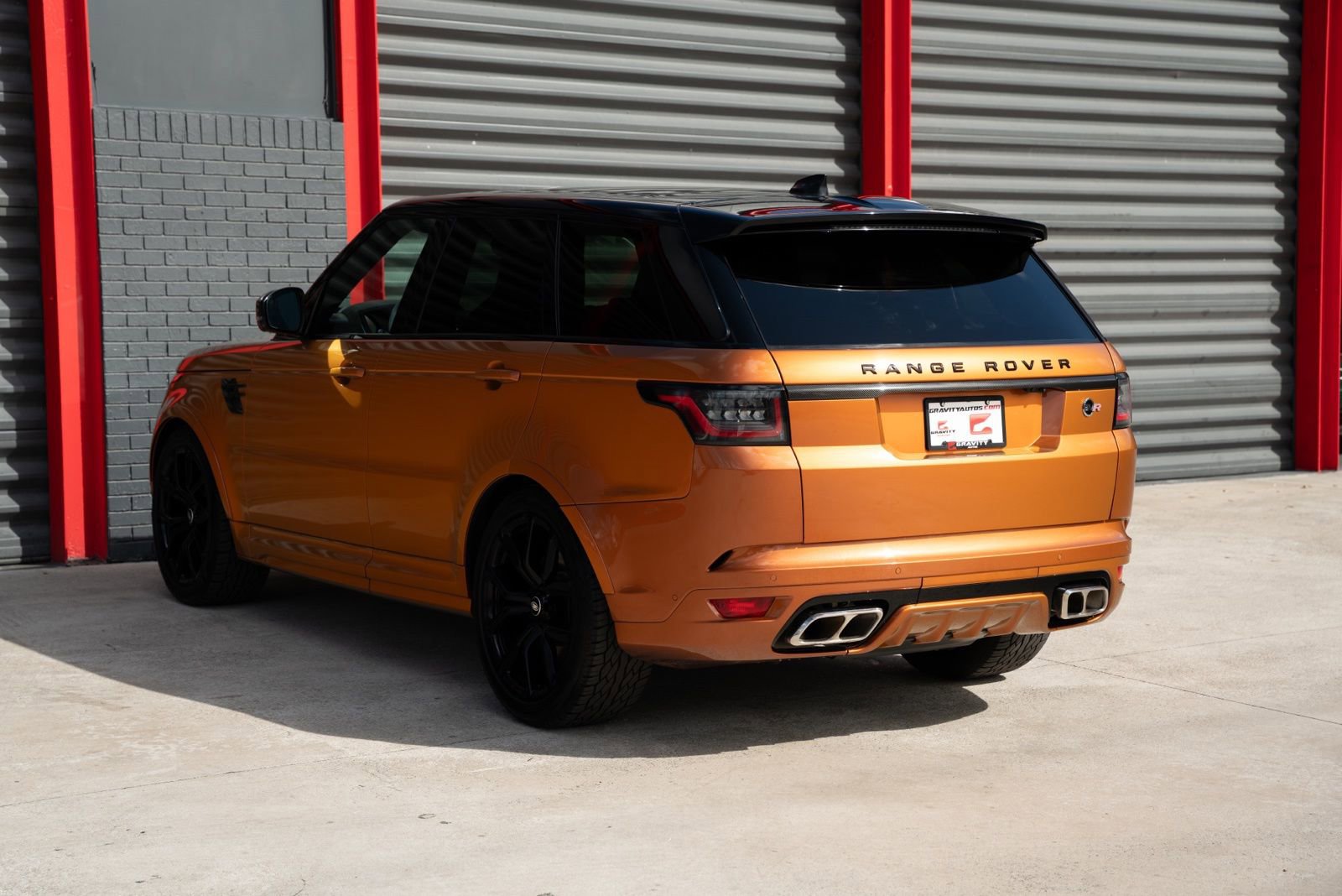 Used 2020 Land Rover Range Rover Sport SVR image 9