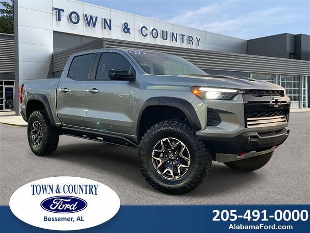 Used 2024 Chevrolet Colorado ZR2 w/ Safety Package image 1