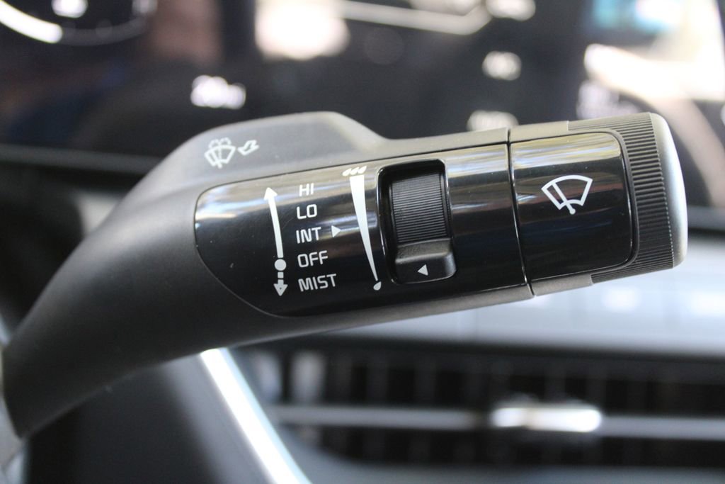New 2025 Kia K4 EX image 28