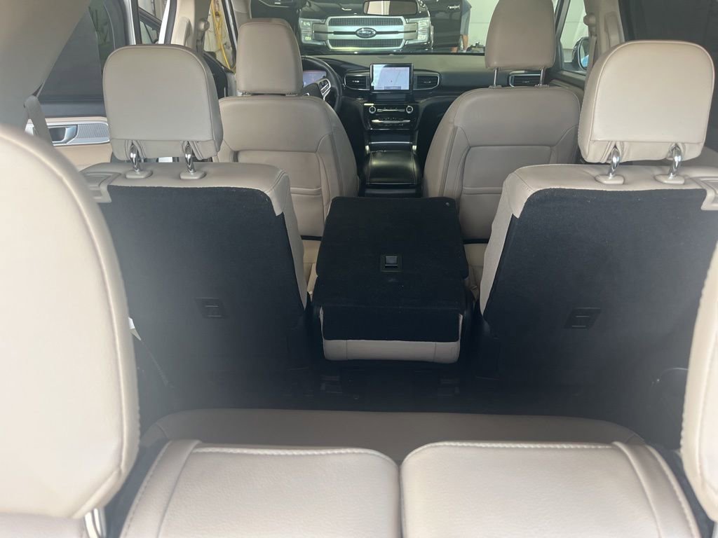 Used 2021 Ford Explorer Limited w/ Hybrid Equipment Group 310A image 13