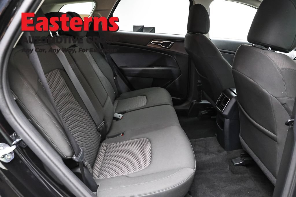 Used 2024 Kia Sportage LX FWD image 22
