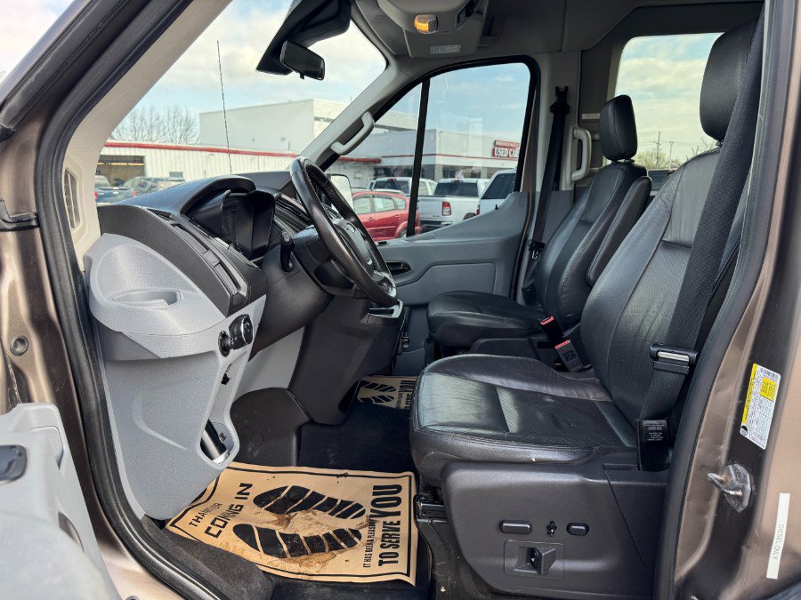 Used 2018 Ford Transit 350 XLT RWD image 15