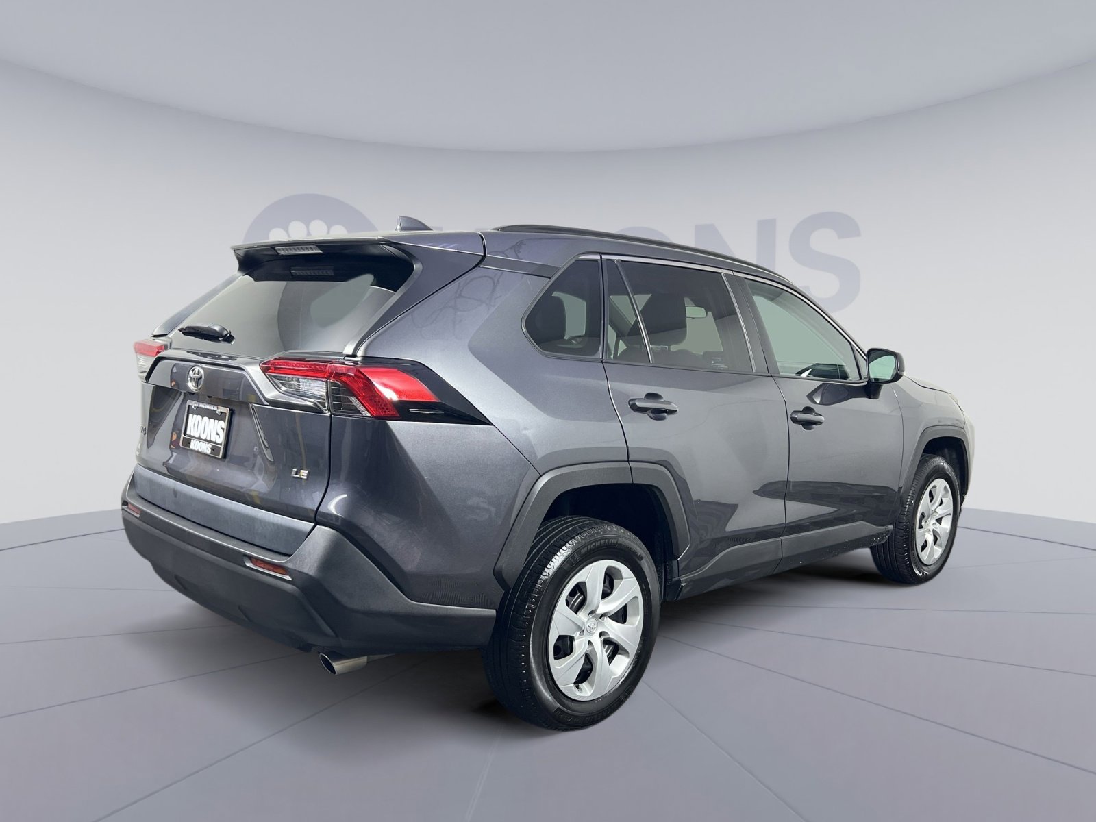 Used 2020 Toyota RAV4 LE w/ Carpet Mat Package image 7
