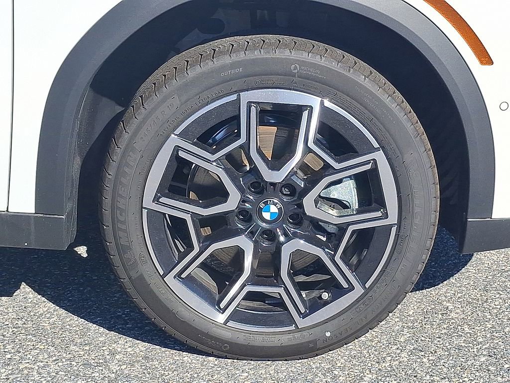 Used 2025 BMW X2 xDrive28i w/ Premium Package image 8