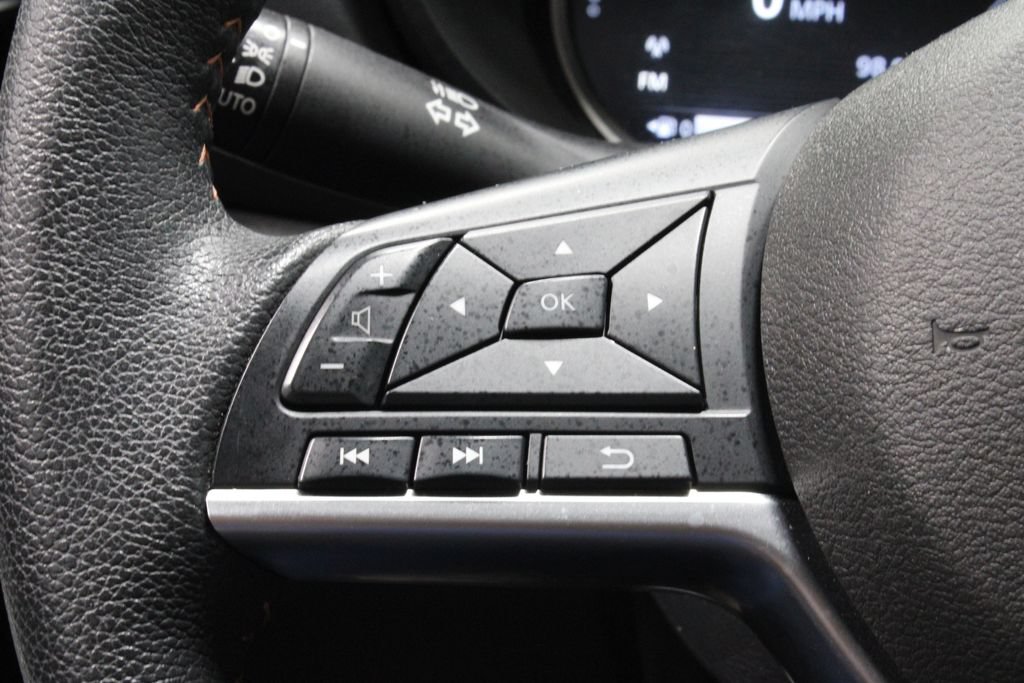 Certified 2024 Nissan Versa SR FWD image 21