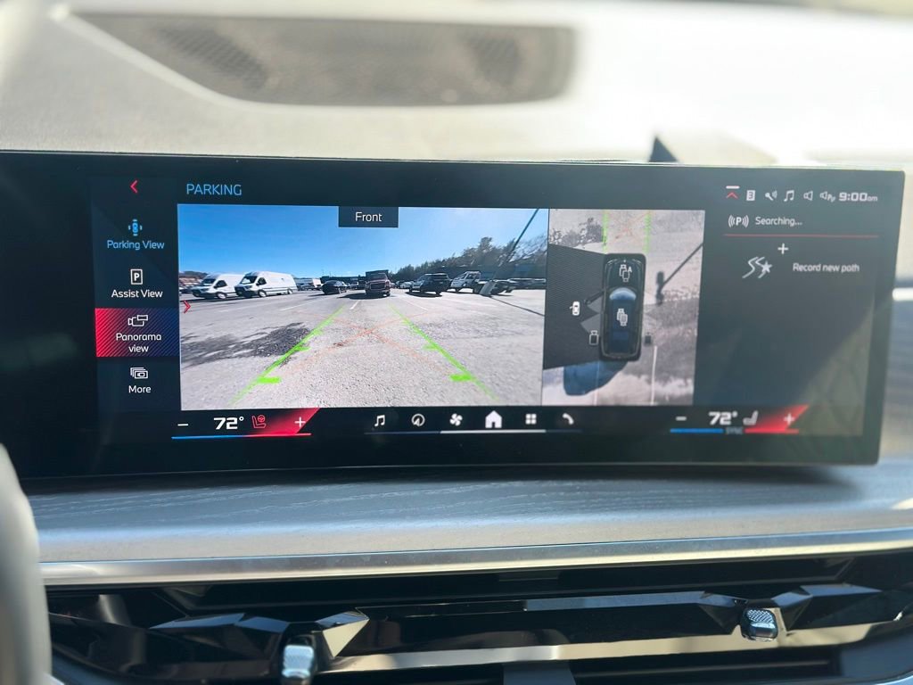 Used 2024 BMW X7 M60i w/ Climate Comfort Package image 16