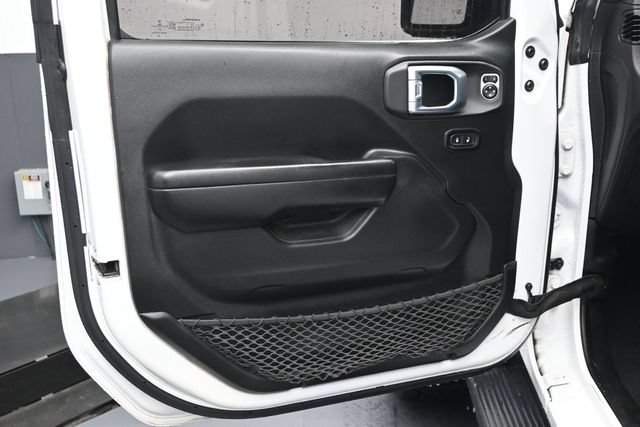 Used 2021 Jeep Gladiator Sport AWD/4WD image 21