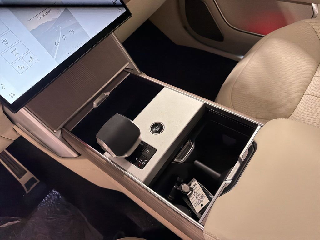 New 2026 Land Rover Range Rover Autobiography image 17