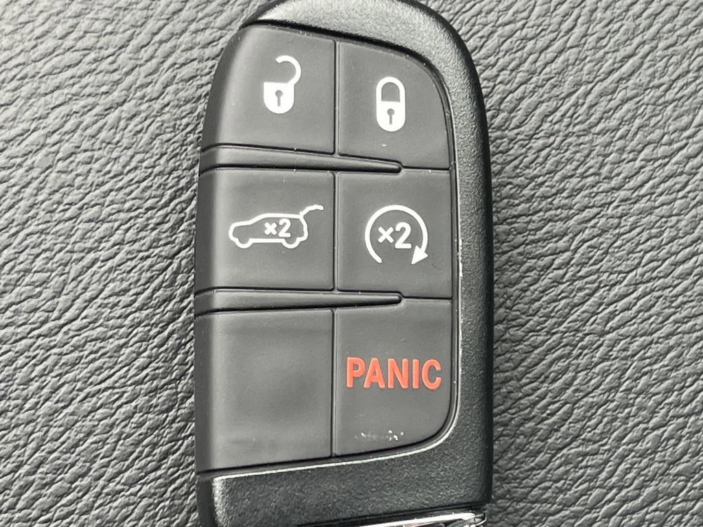 New 2026 Jeep Compass Limited image 19