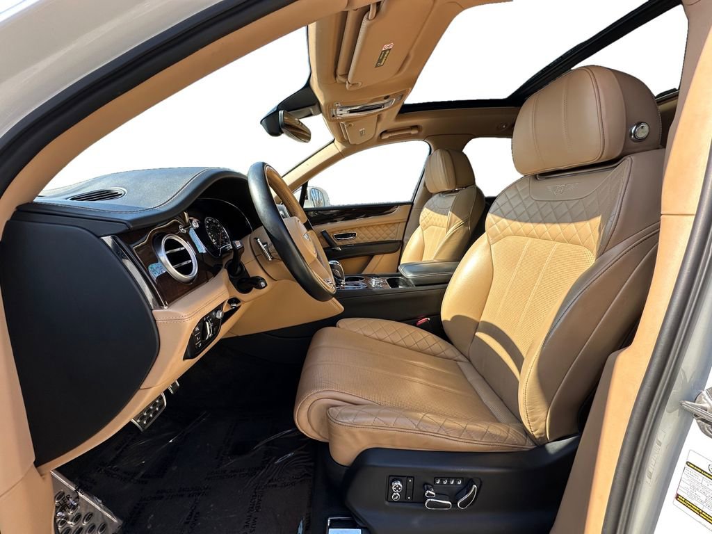 Used 2017 Bentley Bentayga W12 image 9