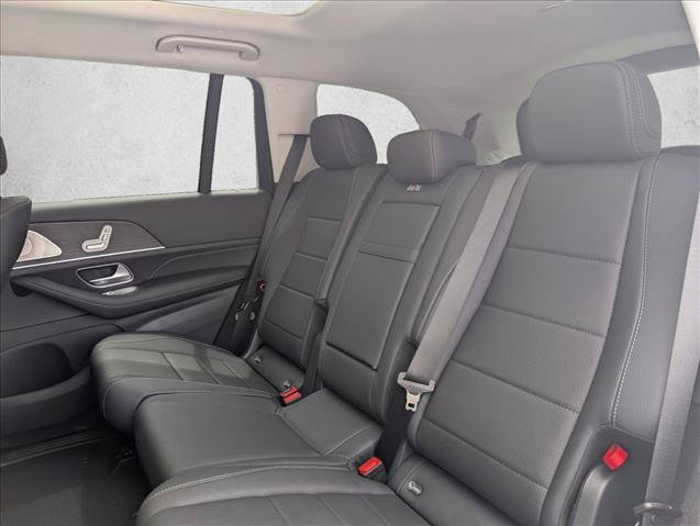 New 2026 Mercedes-Benz GLS 450 4MATIC image 16