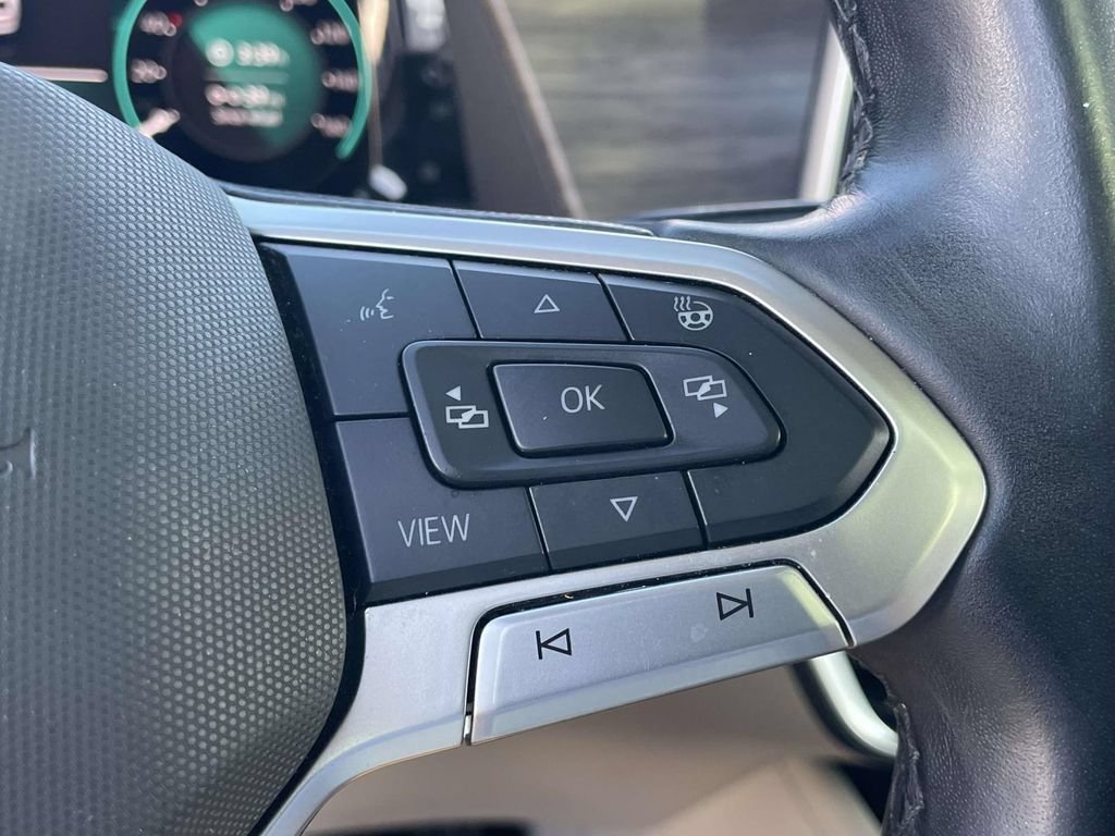 Certified 2024 Volkswagen Atlas SEL Premium R-Line AWD/4WD image 28
