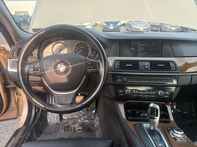 Used 2011 BMW 528i Sedan RWD image 21