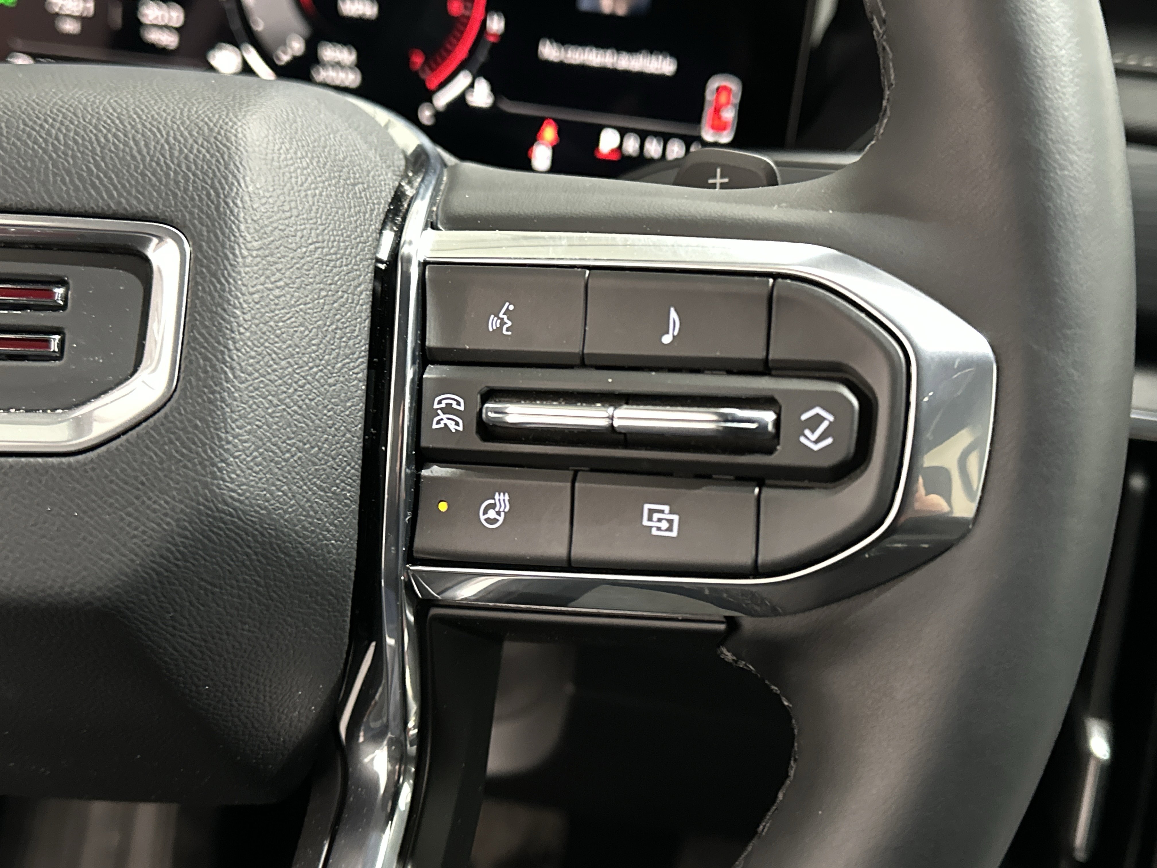 Used 2026 GMC Acadia Elevation image 31