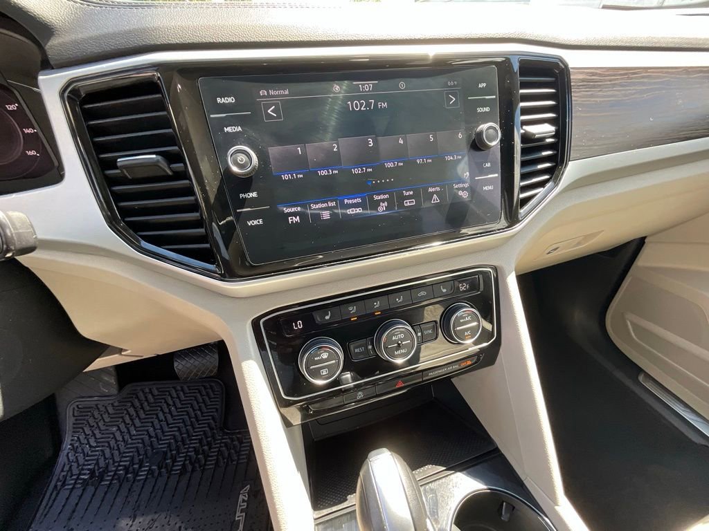 Used 2022 Volkswagen Atlas SE image 16