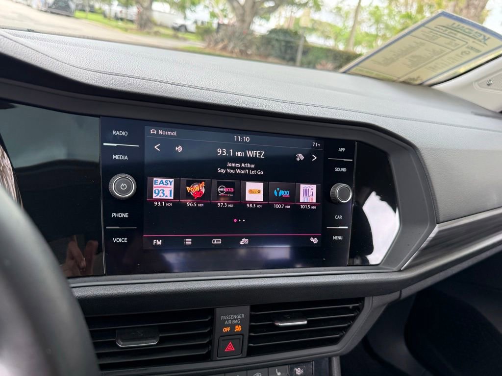Used 2019 Volkswagen Jetta SEL w/ Cold Weather Package FWD image 19