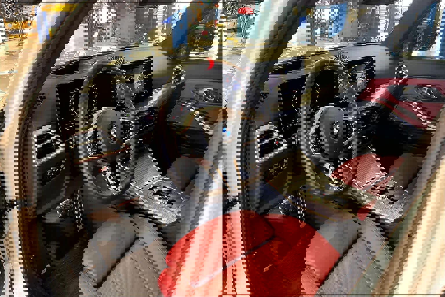 Used 2025 BMW M340i image 16