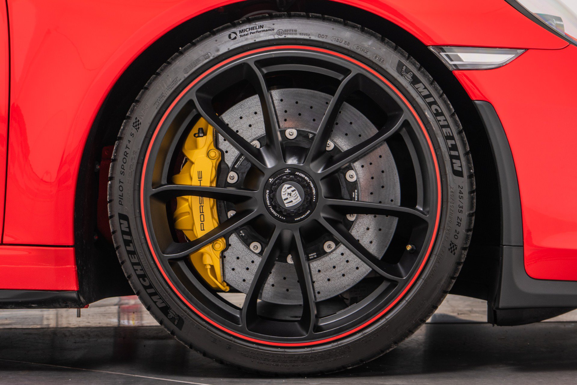 Used 2019 Porsche 911 Speedster RWD image 52