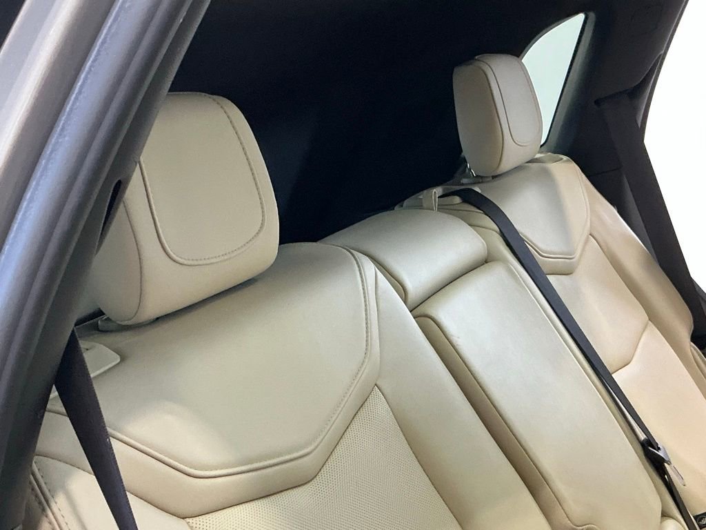 Used 2019 Cadillac XT5 Premium Luxury FWD image 21