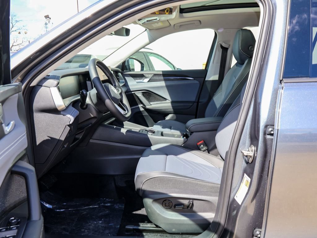 New 2026 Volkswagen Tiguan SE AWD/4WD image 12