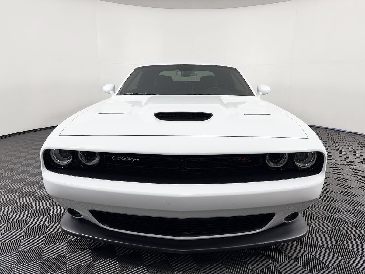Used 2022 Dodge Challenger R/T Scat Pack w/ Dynamics Package RWD image 5
