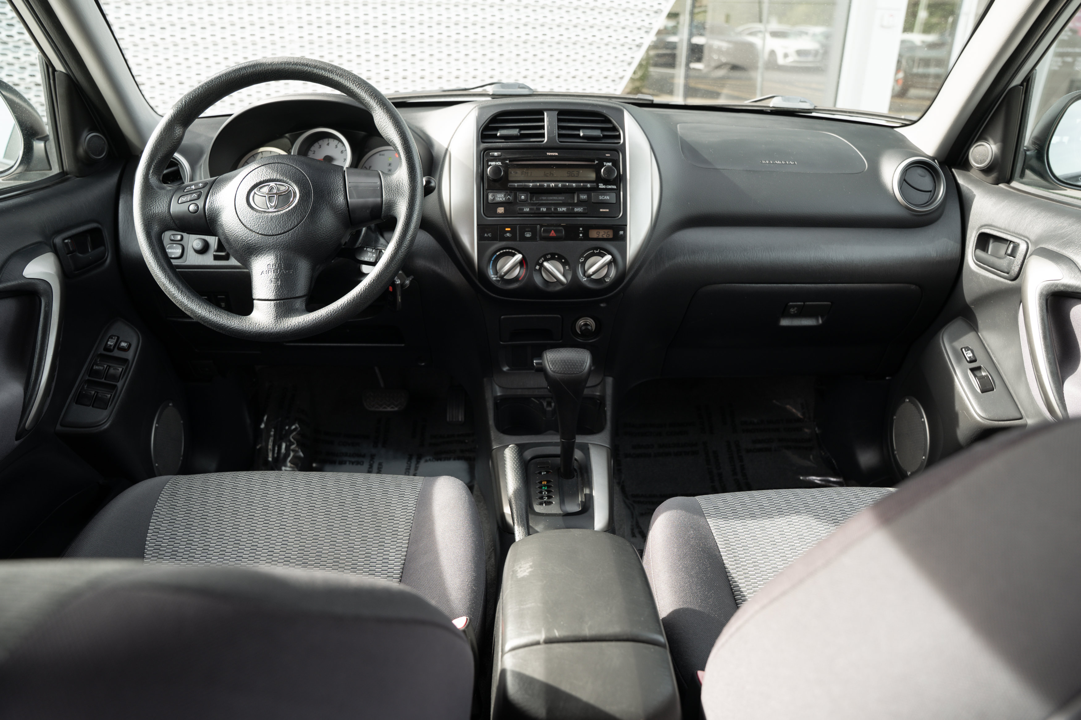 Used 2005 Toyota RAV4 2WD image 8