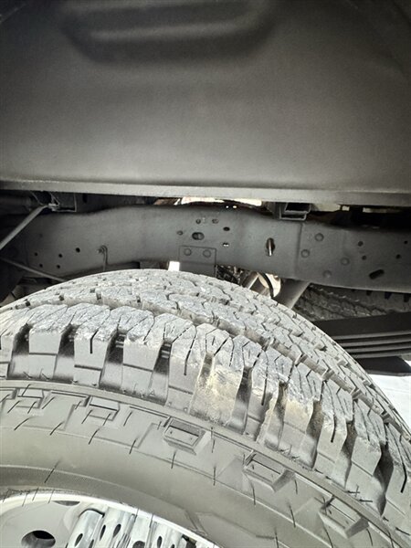 Used 1999 Ford F250 XLT AWD/4WD image 9