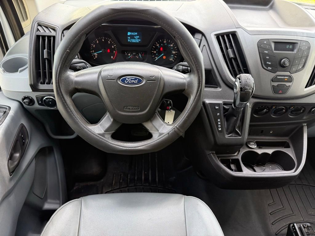 Used 2015 Ford Transit 150 130 Low Roof RWD image 10