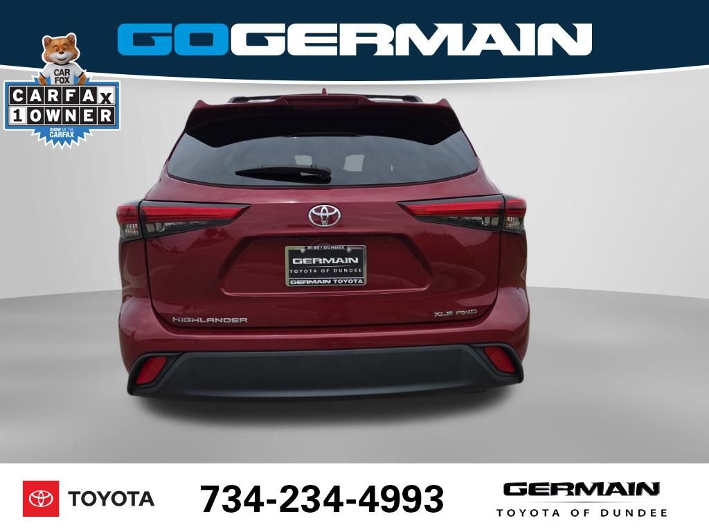 Used 2023 Toyota Highlander XLE image 9