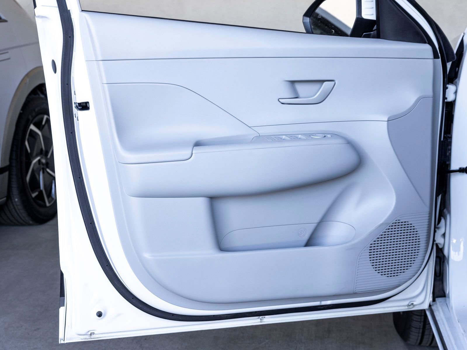 New 2025 Hyundai Kona SEL image 9